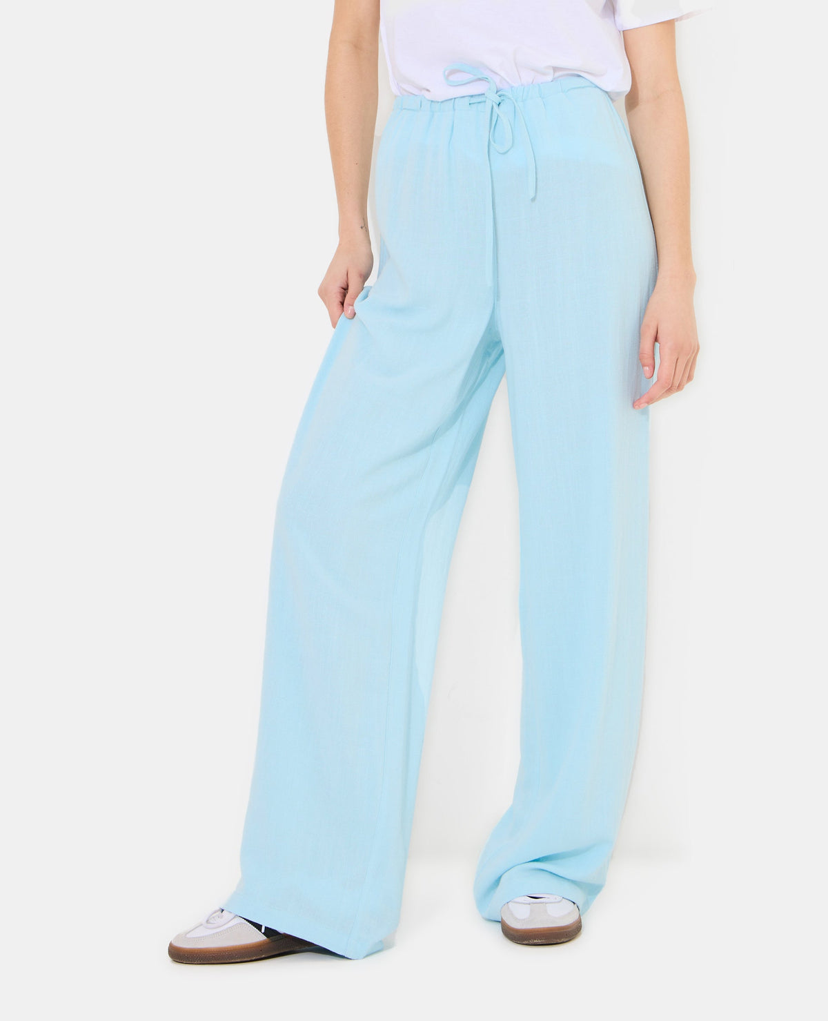 Pantalon large et droit avec taille élastiquée
