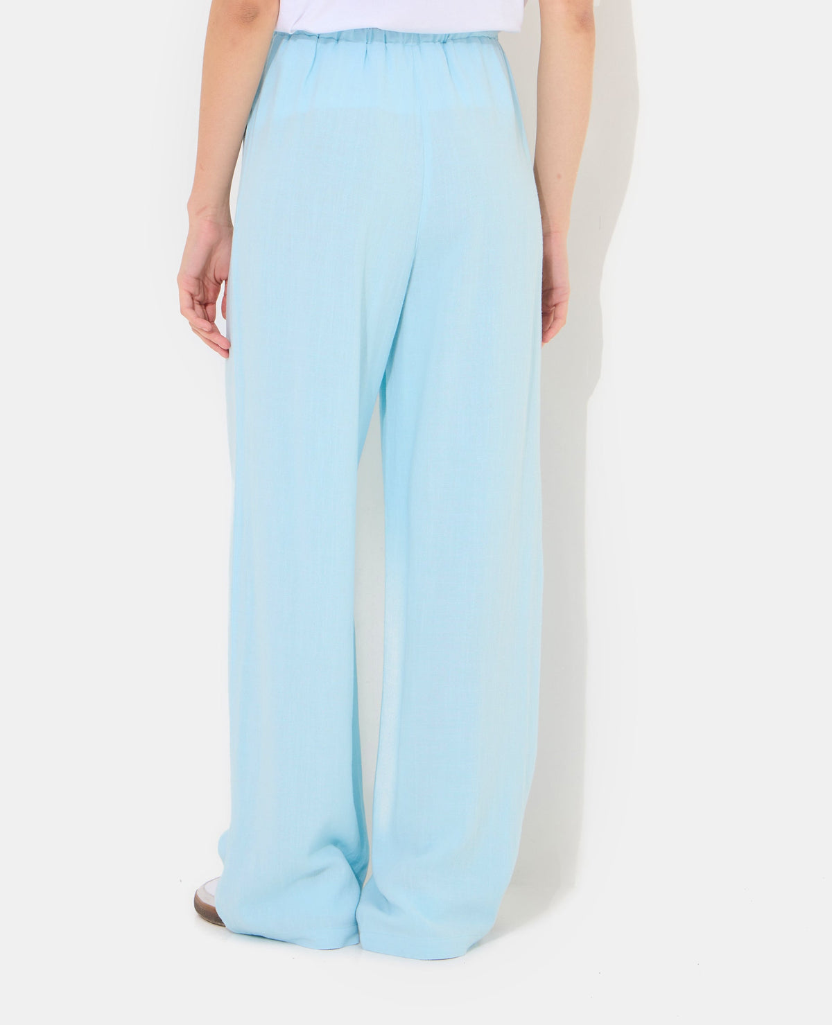 Pantalon large et droit avec taille élastiquée