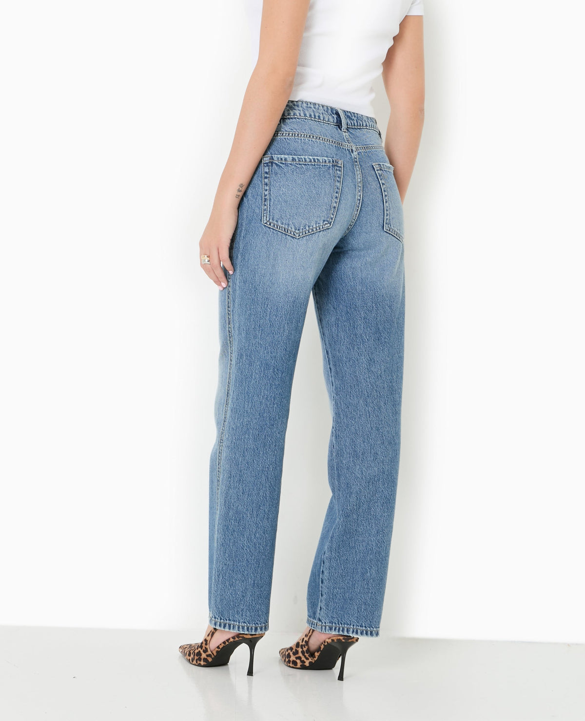 J90-2 / Jean straight taille medium