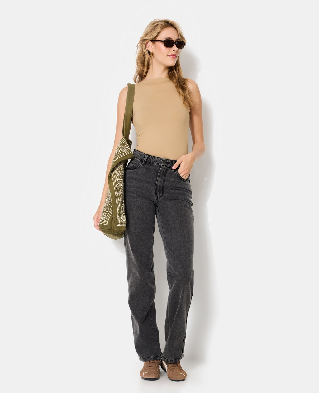J90-2 / Jean straight taille medium