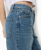 Jean straight taille haute bas coupés