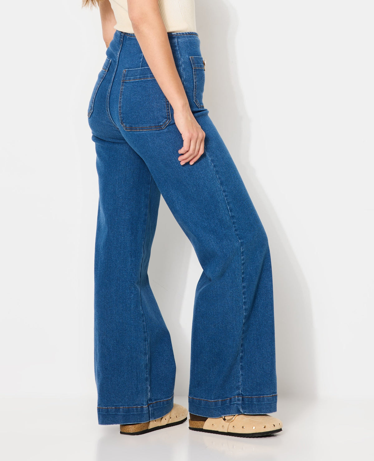 Jean wide taille haute avec poches devant