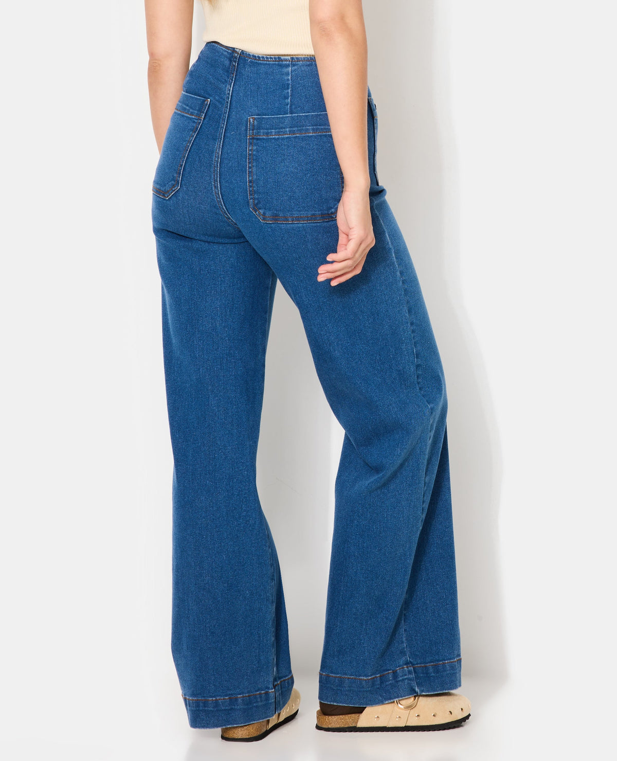 Jean wide taille haute avec poches devant