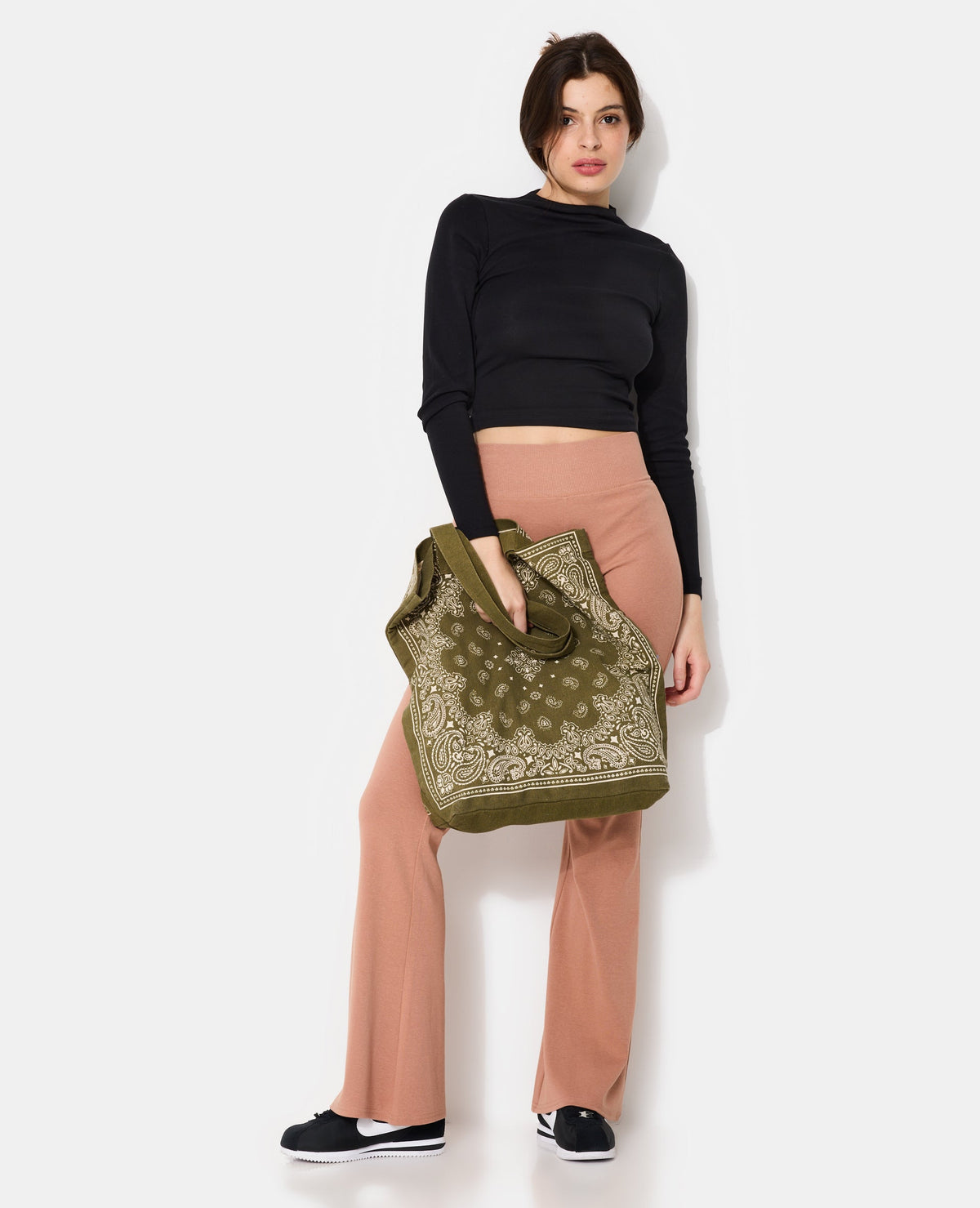 Pantalon flare en maille avec taille élastiquée