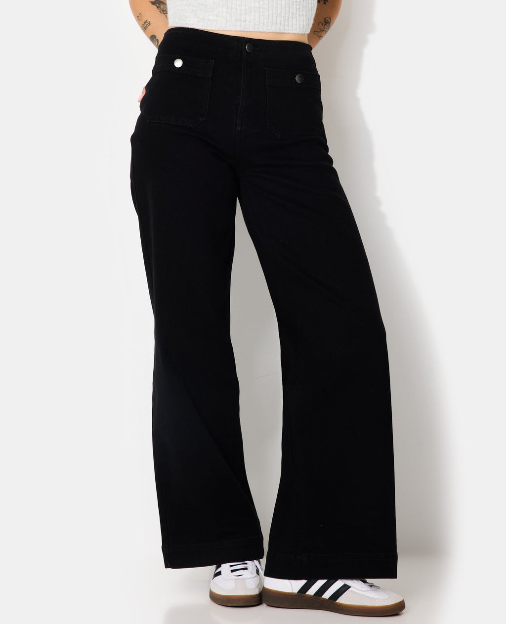 Jean wide taille haute avec poches devant