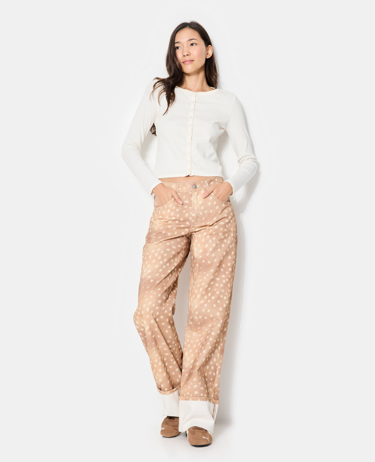 Jean droit avec grand revers motif faon