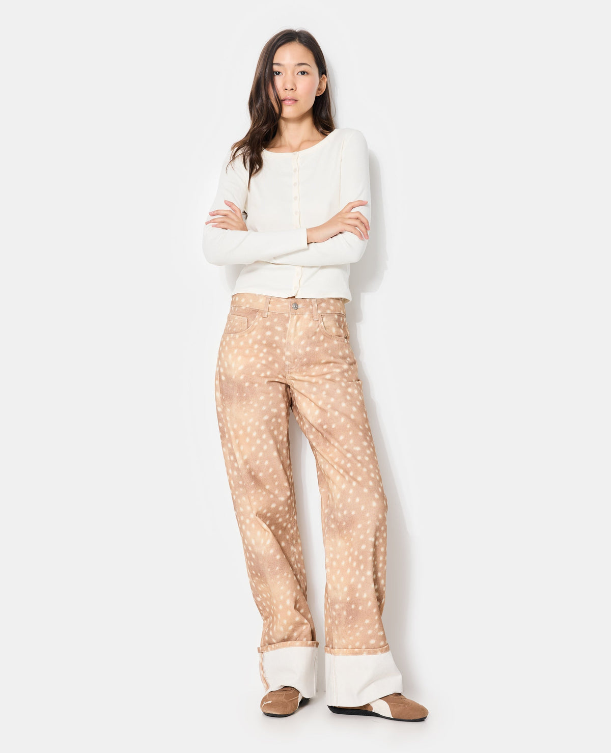 Jean droit avec grand revers motif faon