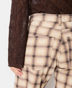 Jean droit avec grand revers motif carreaux