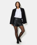 Short city taille haute en simili