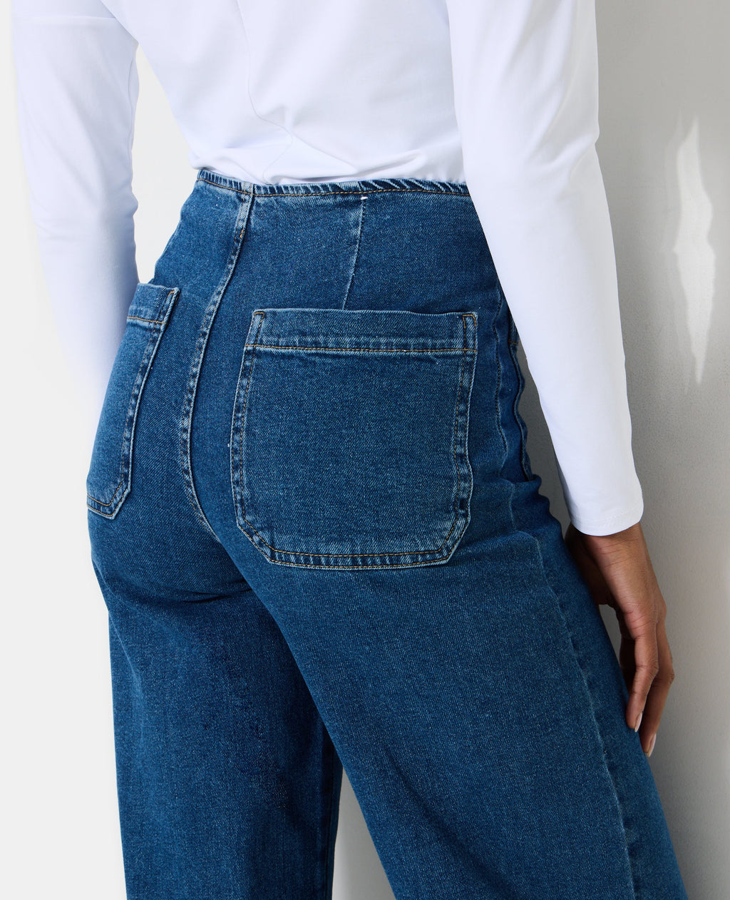 Jean wide taille haute avec poches plaquées