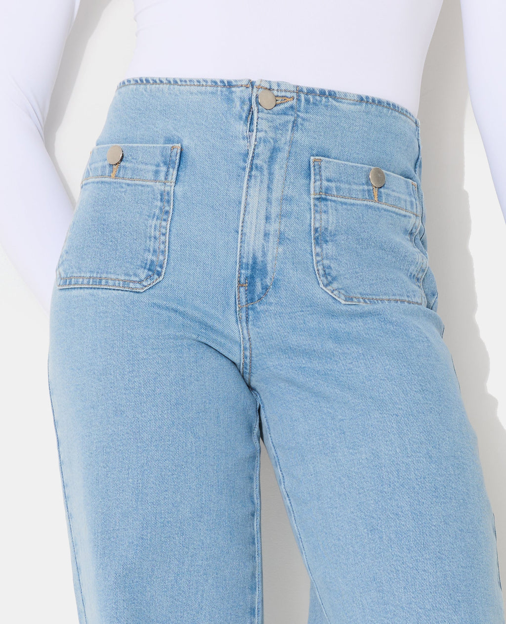 Jean wide taille haute avec poches plaquées
