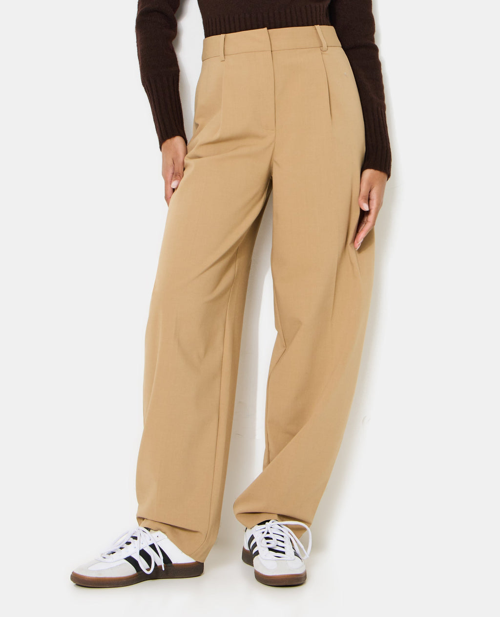 Pantalon barrel city avec pinces
