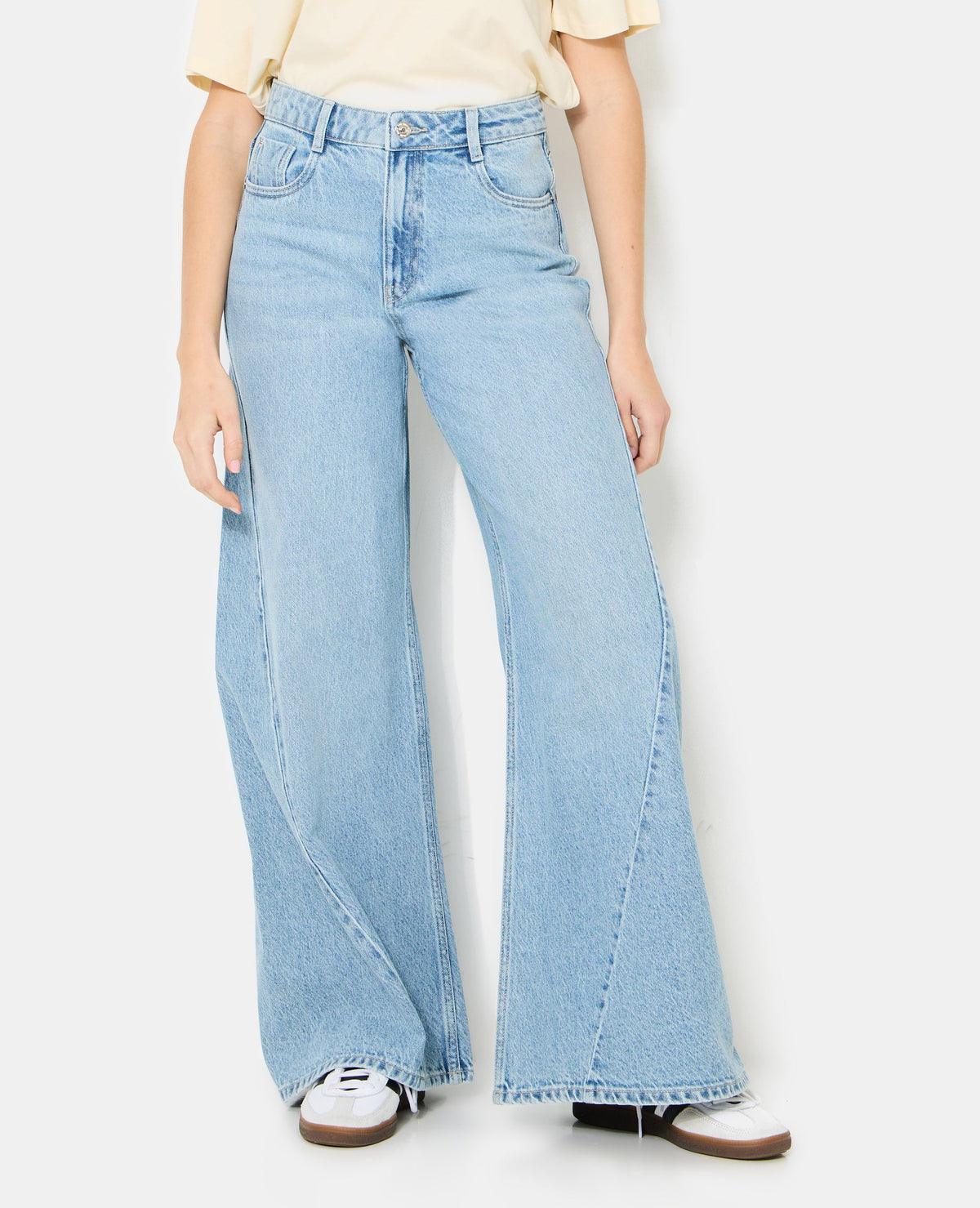 Jean extra wide taille haute avec jeux de coutures