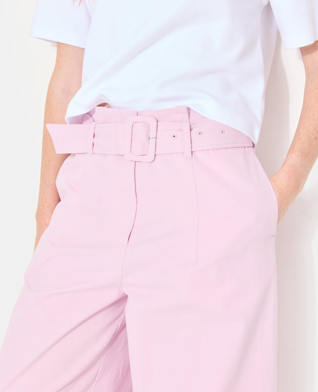 Pantalon barrel taille haute avec ceinture