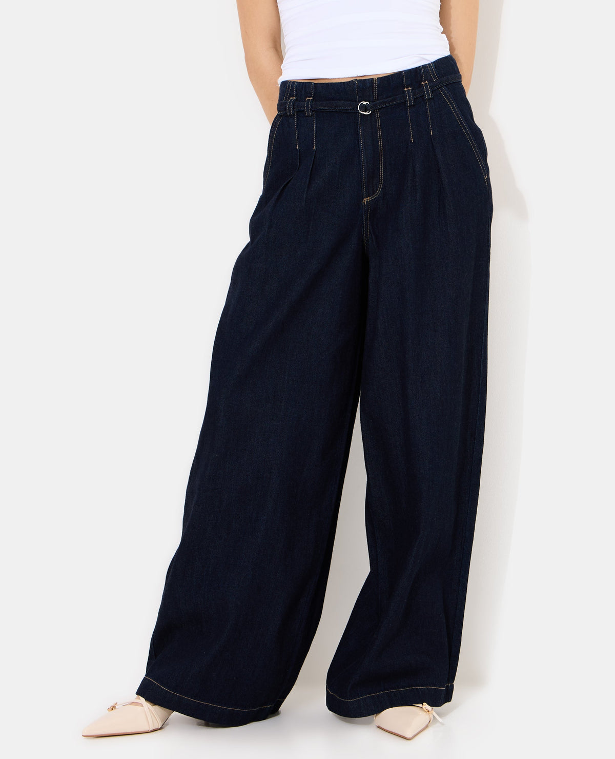 Jean extra wide taille haute avec ceinture