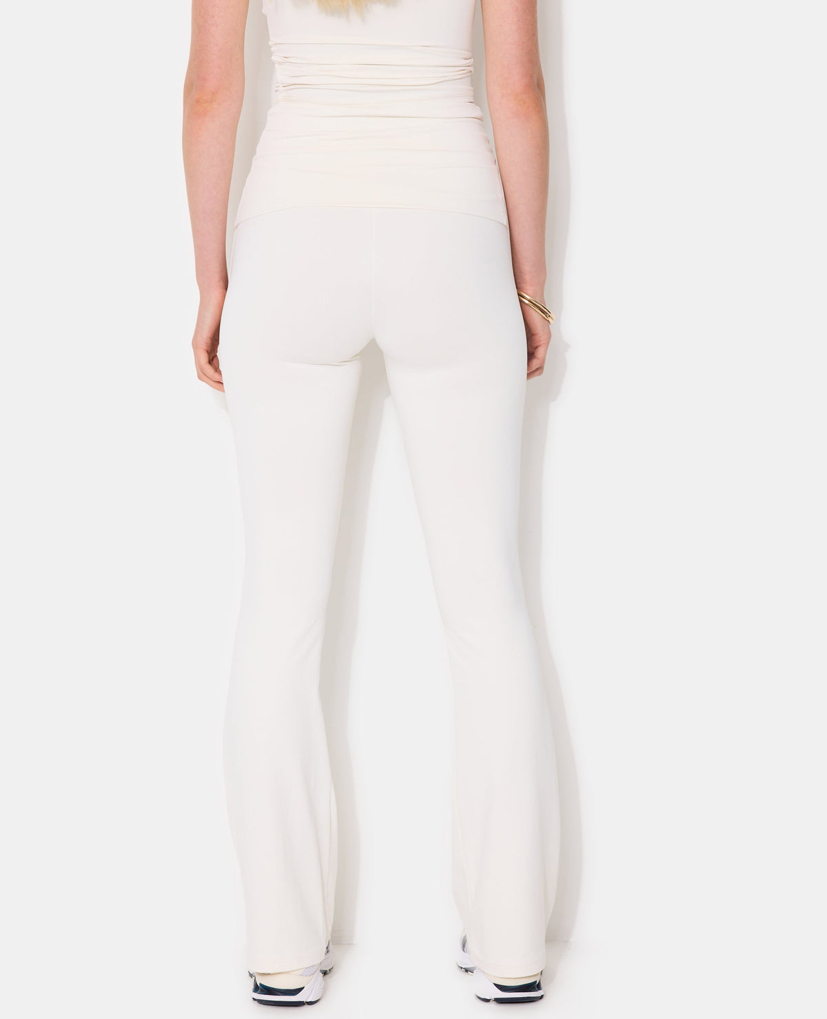 Pantalon flare en maille sculptante maille confort