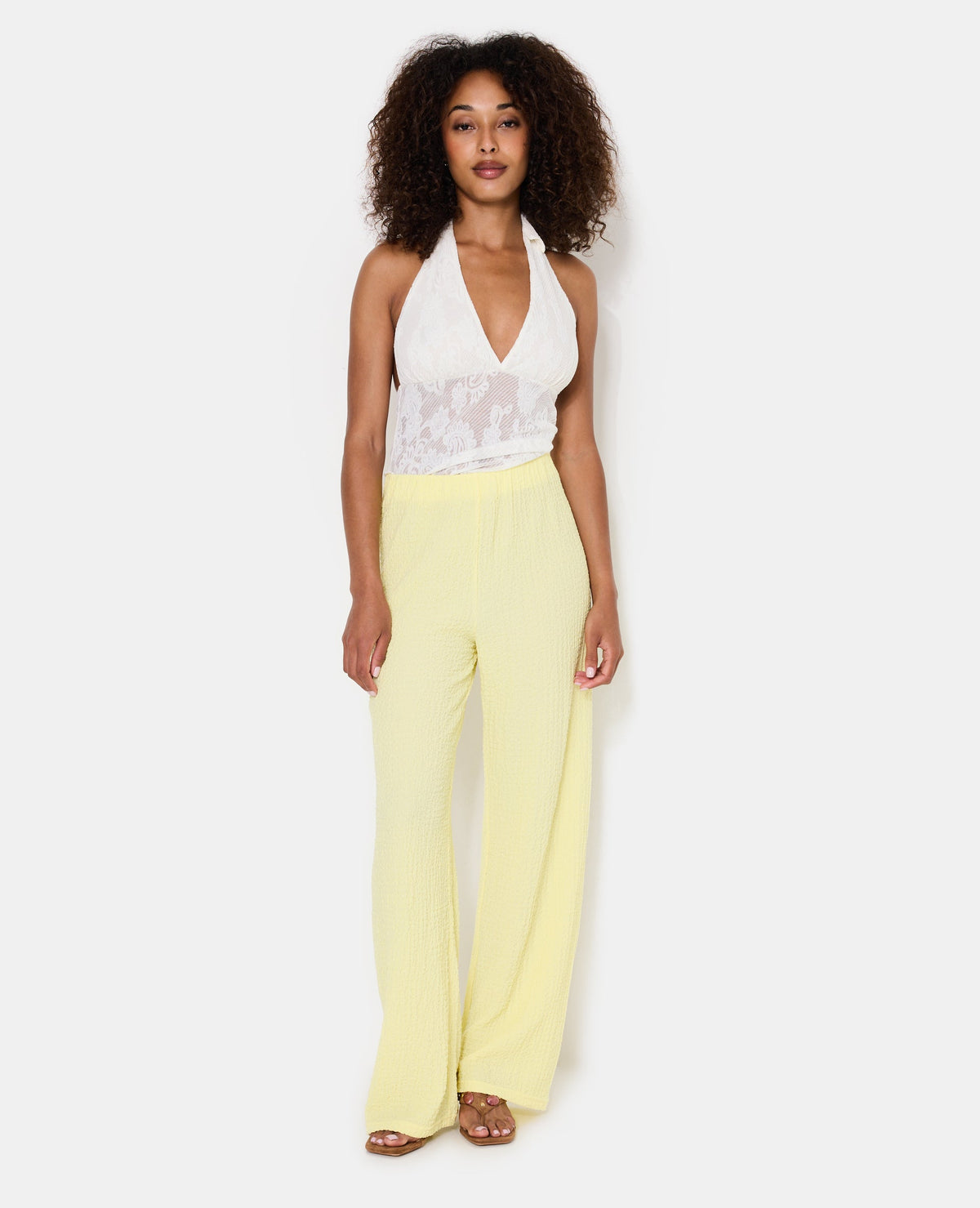 Pantalon droit en tissu bubble reliefé