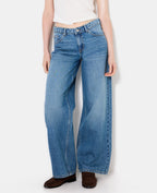 Jean wide taille basse avec étoiles