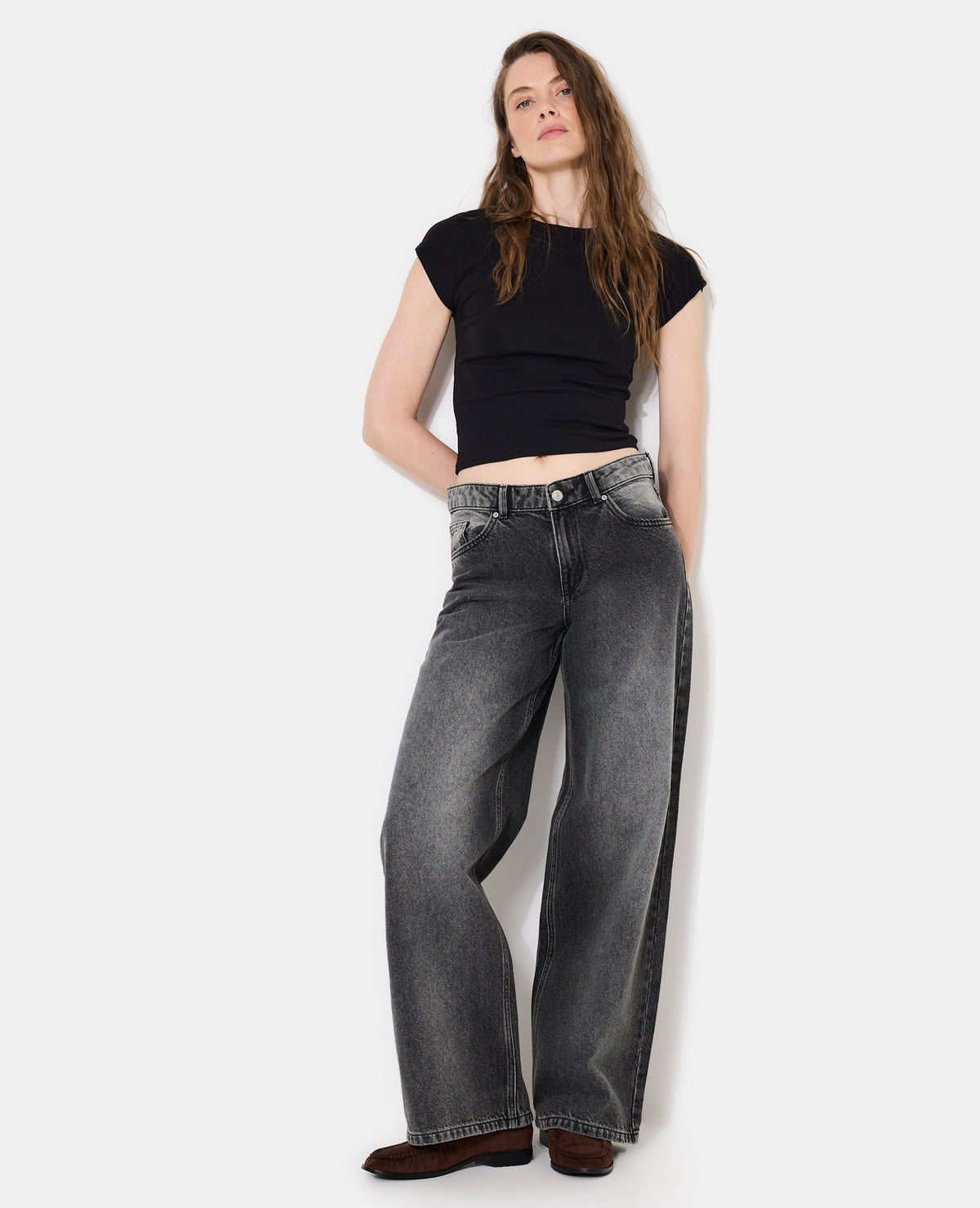 Jean wide taille basse avec étoiles