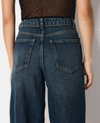 Jean wide taille haute avec ceinture décalée