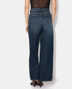 Jean wide taille haute avec ceinture décalée
