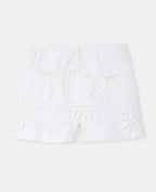 Short taille haute avec broderies ajourées