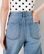 Jean barrel taille haute avec jeux de couture