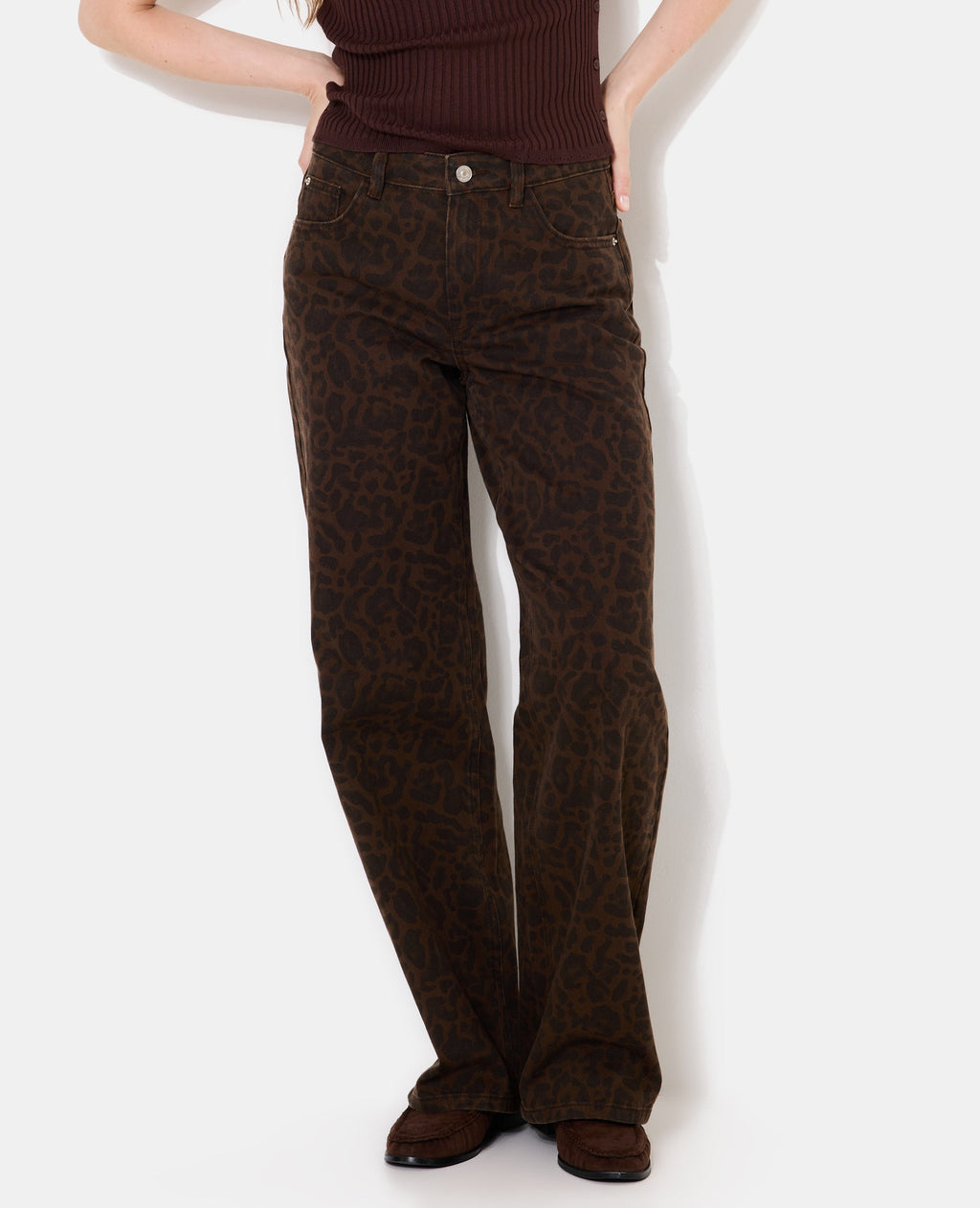 Jean wide taille medium motif léopard