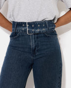Jean straight taille haute avec ceinture