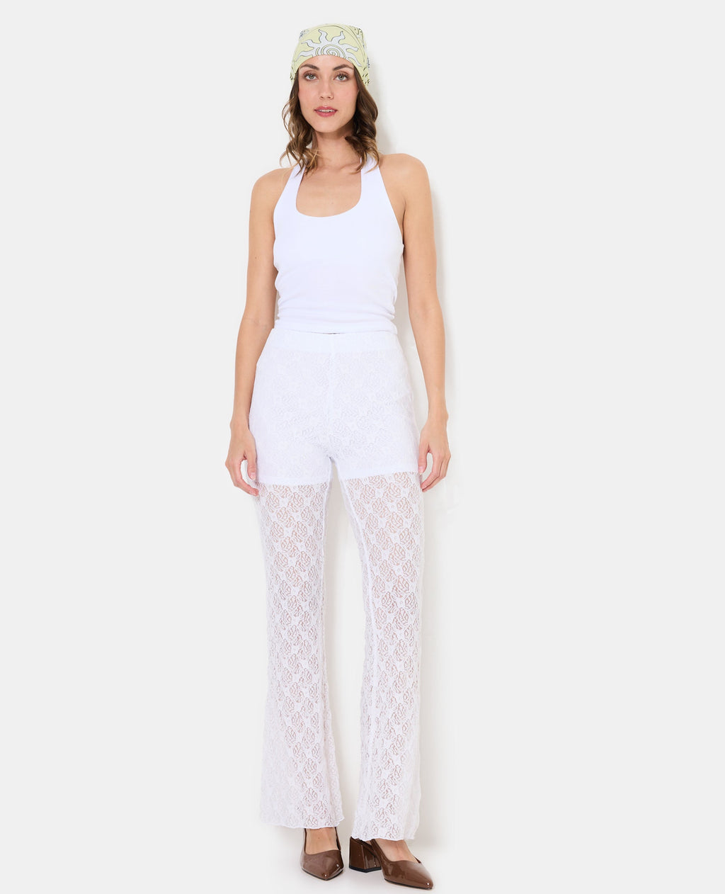 Pantalon flare en dentelle