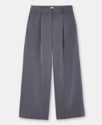 Pantalon large et droit avec pinces