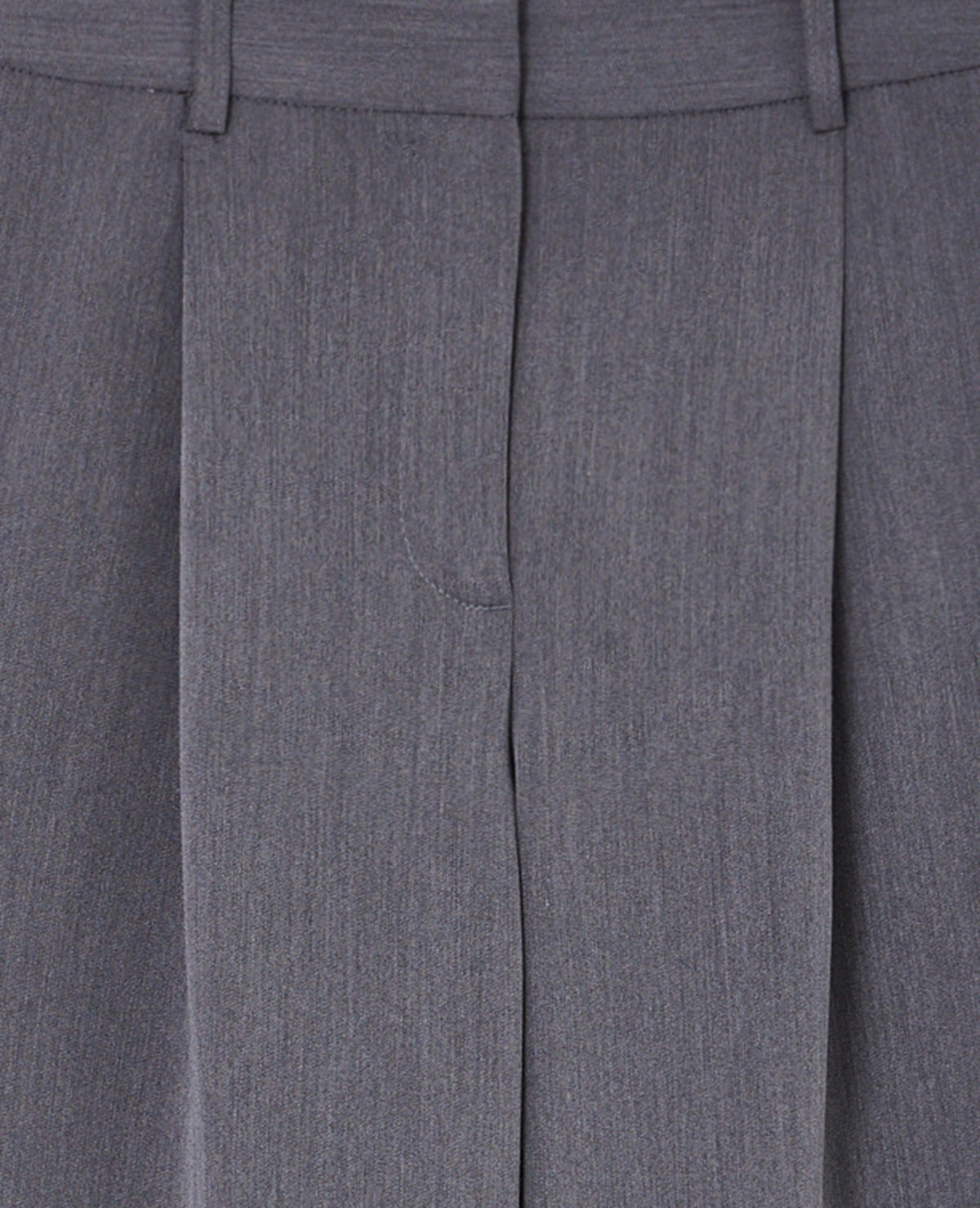 Pantalon large et droit avec pinces