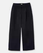 Pantalon large et droit avec pinces