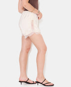 Short en satin avec dentelle