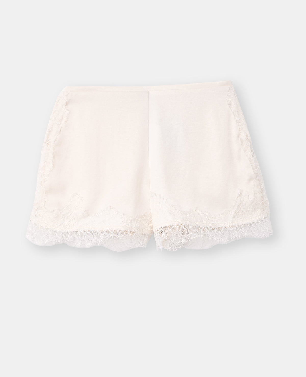 Short en satin avec dentelle