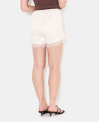 Short en satin avec dentelle