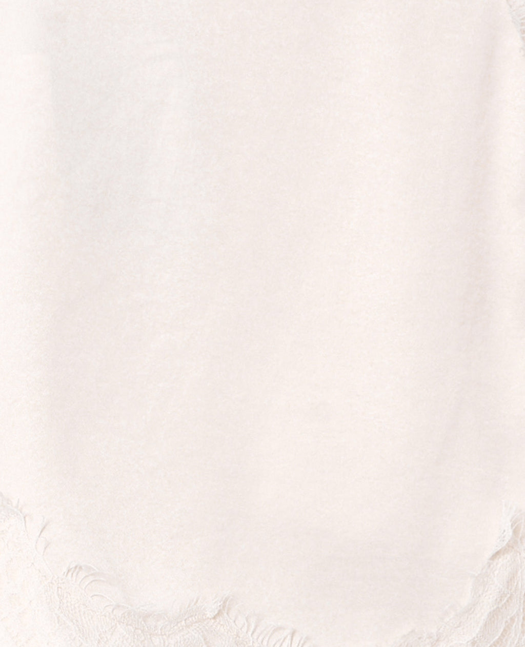 Short en satin avec dentelle