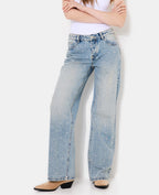 Jean wide taille medium avec œillets