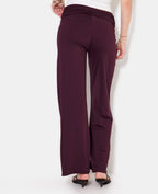 Pantalon droit en maille avec détail bijou et pierres