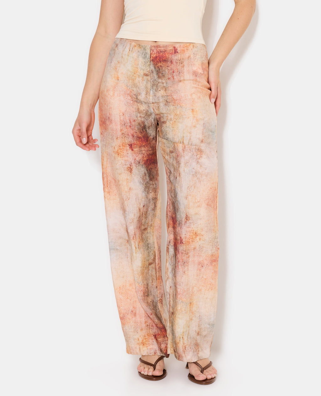 Pantalon fluide et droit effet marbré