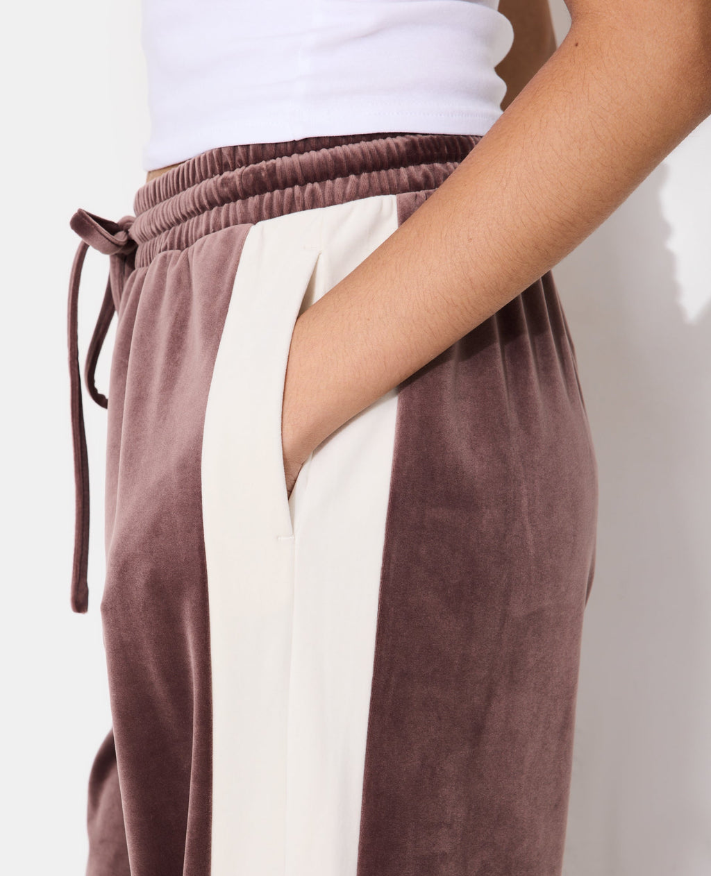 Pantalon de jogging droit en velours bicolore