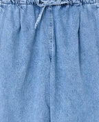 Jean large avec ceinture et bas de jambe élastiqués