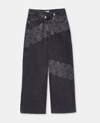 Jean taille décalée avec fleurs effet dentelle