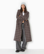 Manteau long avec laine motif carreaux
