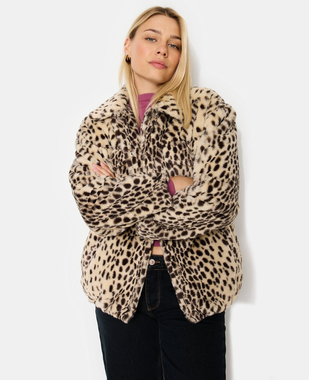Blouson forme chemise en fausse fourrure motif guépard