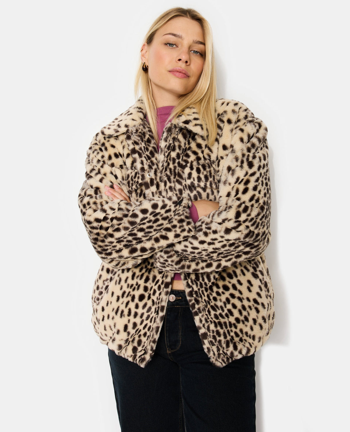 Blouson forme chemise en fausse fourrure motif guépard