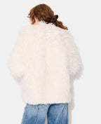 Manteau shaggy en fourrure bouclée