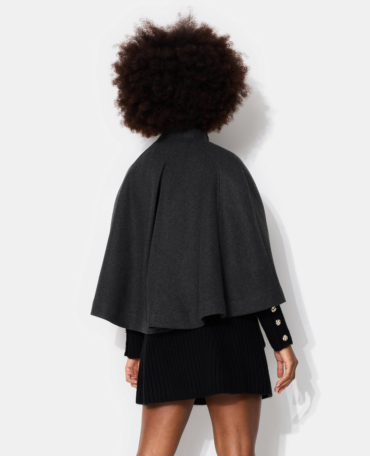 Manteau court cape drap de laine avec ceinture