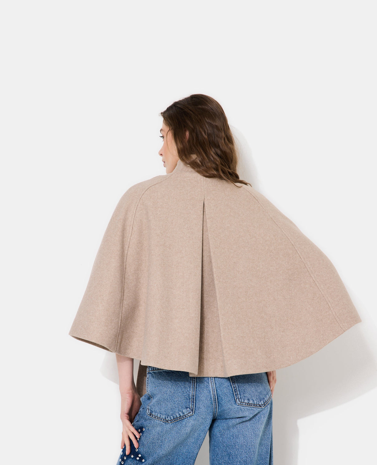 Manteau court cape drap de laine avec ceinture