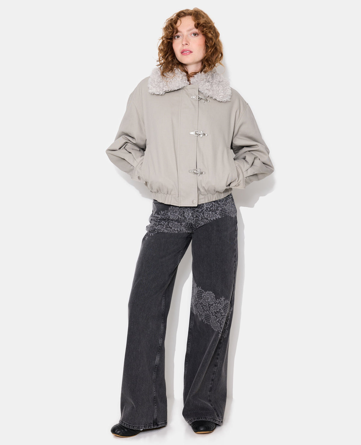 Blouson avec col fourrure et boutons fantaisie